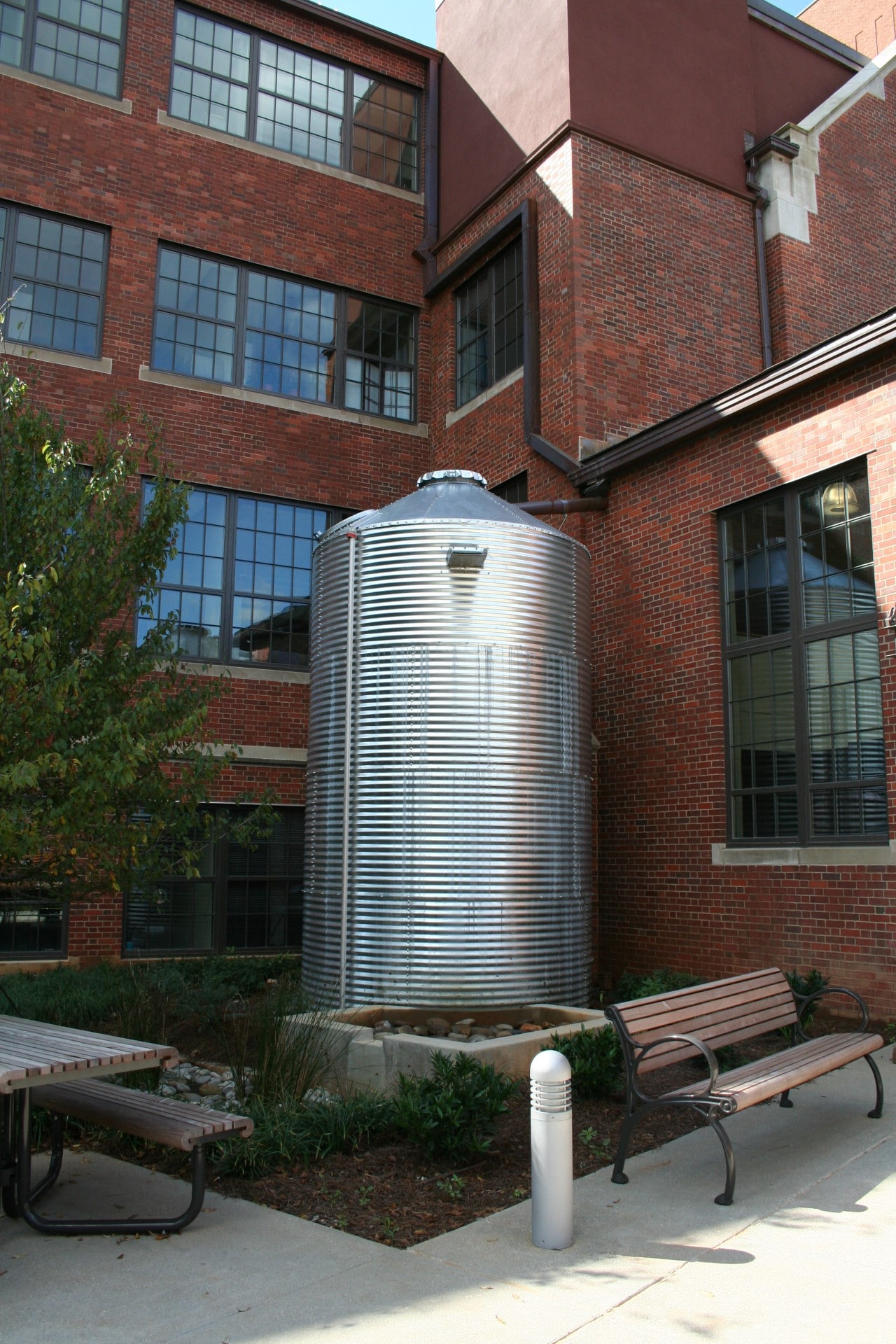 Georgia Tech Old Civil Engineering Building integrating ecologically-based landscape and open spaces to reduce stormwater