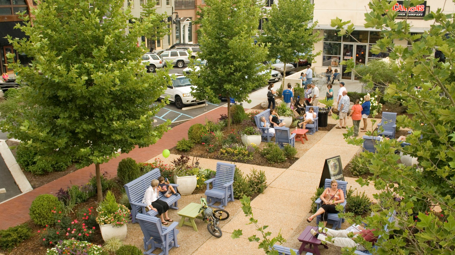 Woodstock Downtown Plaza, Streetscapes and Trails