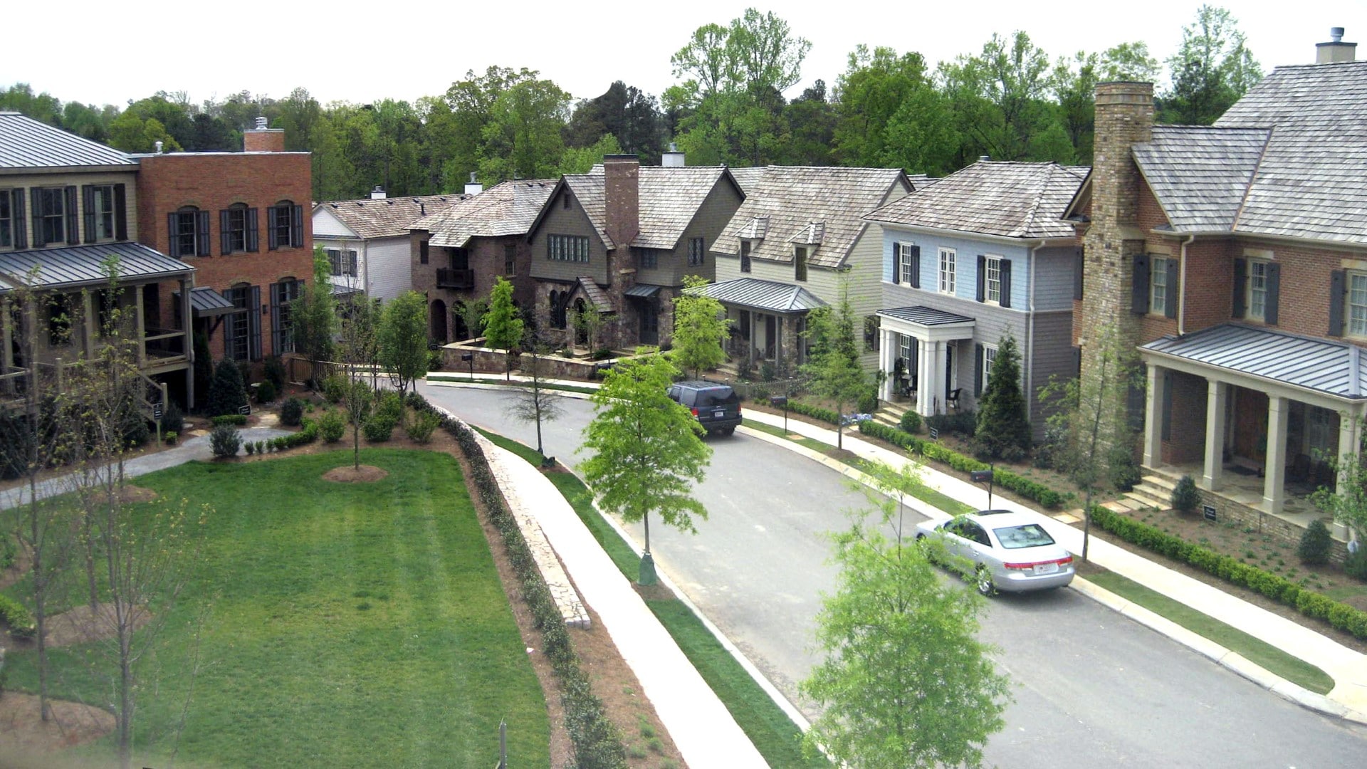 Woodstock Downtown Plaza, Streetscapes and Trails