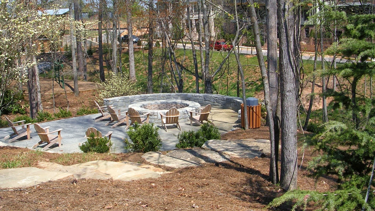 Woodstock Downtown Plaza, Streetscapes and Trails
