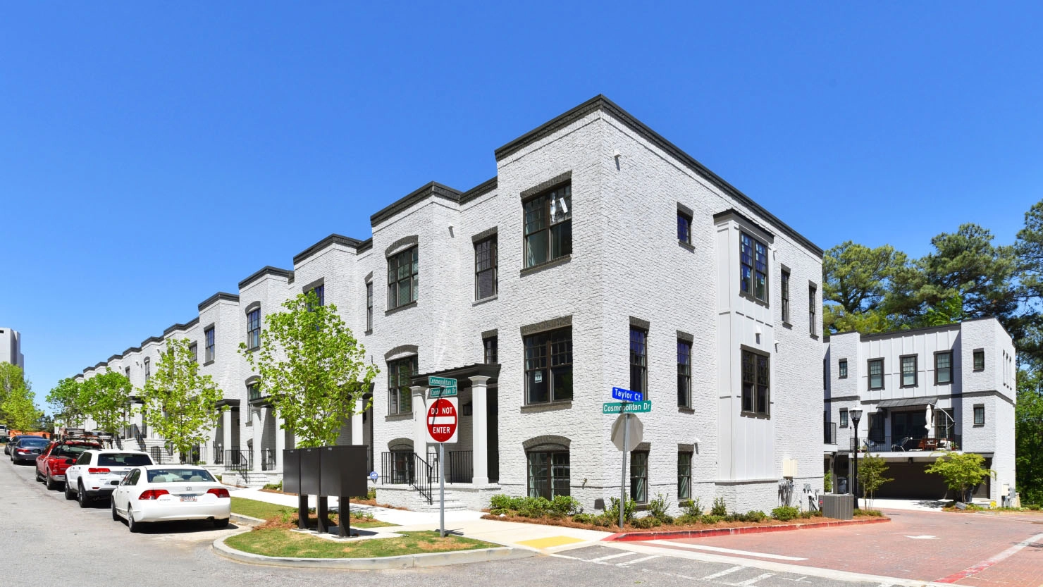 Cosmopolitan Townhomes Phase II