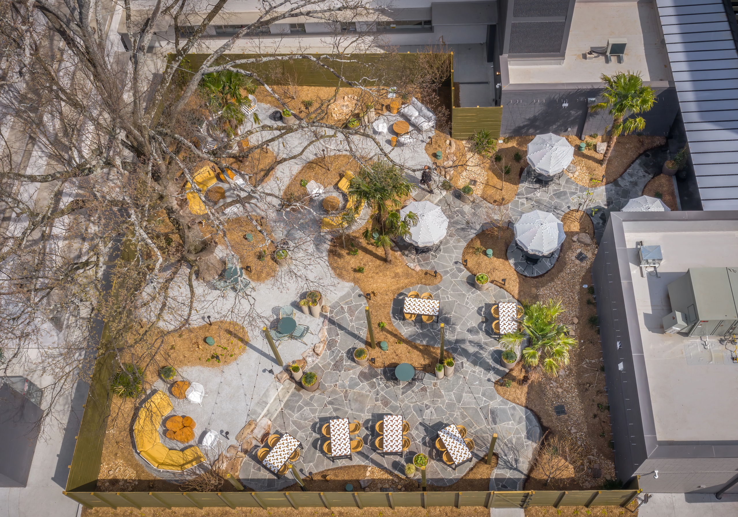 Courtyard - TSW Planning Architecture Landscape Architecture, Atlanta