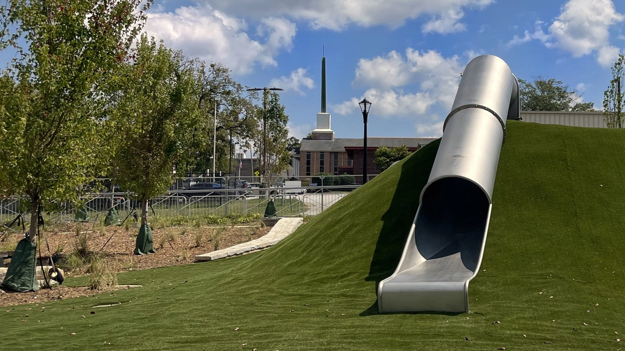 TSW - Douglasville Downtown Greenspace Play Structure Slide